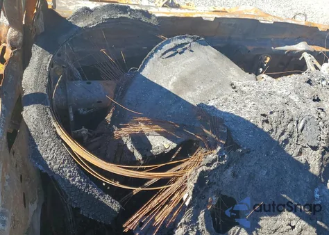 2023 Toyota Rav4 Xle Premium from USA, damaged, VIN JTMB6RFV4PD084504